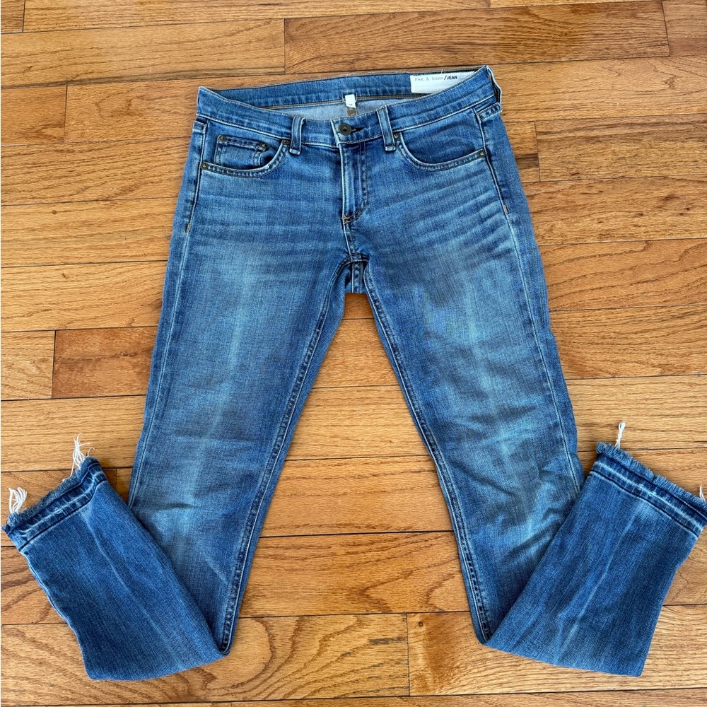 Rag & Bone Dre Coopers Mid-Rise Slim Boyfriend Fit Light Medium Wash Size 24